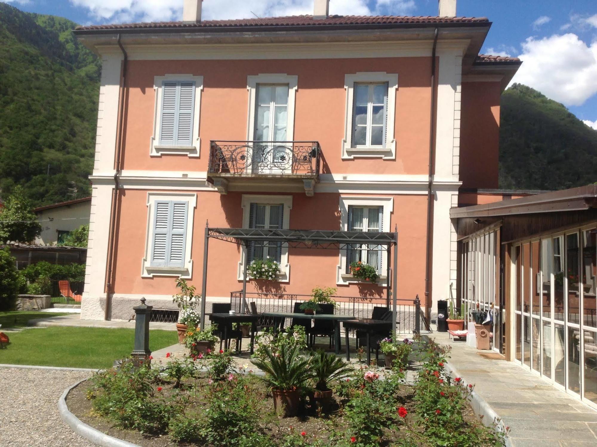 B&B Villa Dei Pini Cannobio Luaran gambar